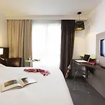 Ibis Styles Centre 3*