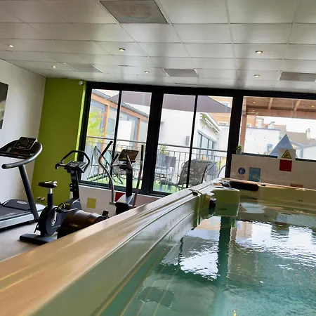 Ibis Styles Centre Готель Бон