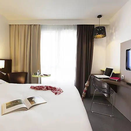 Ibis Styles Centre 3*