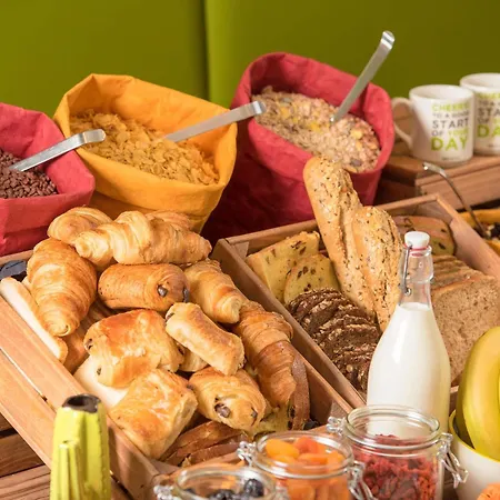 Ibis Styles Centre Hotel