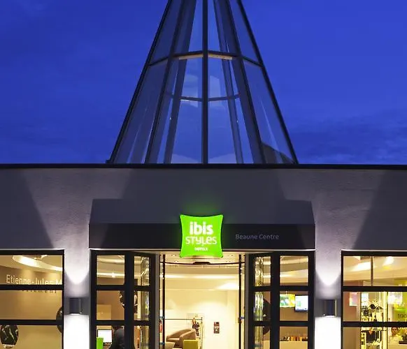 Ibis Styles Centre Готель