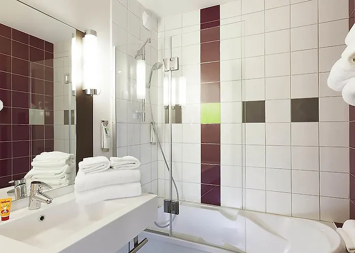 Ibis Styles Centre 3*