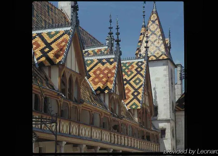 Ibis Styles Centre Готель 3*