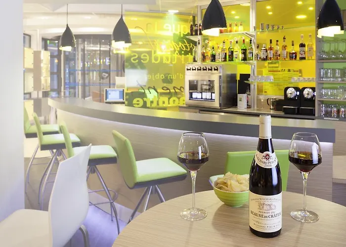 Ibis Styles Centre Бон