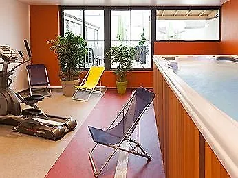 Ibis Styles Centre 3* Бон